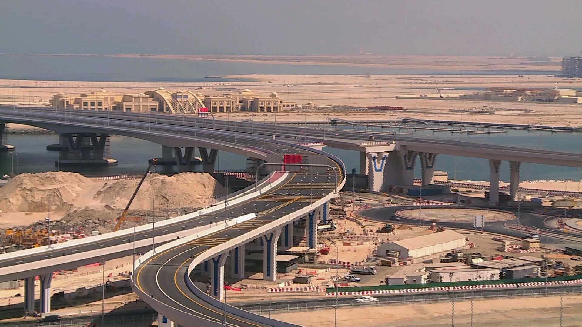 New bridges connecting the Deira waterfront to Dubai Islands, then known as Deira Islands, on their opening
